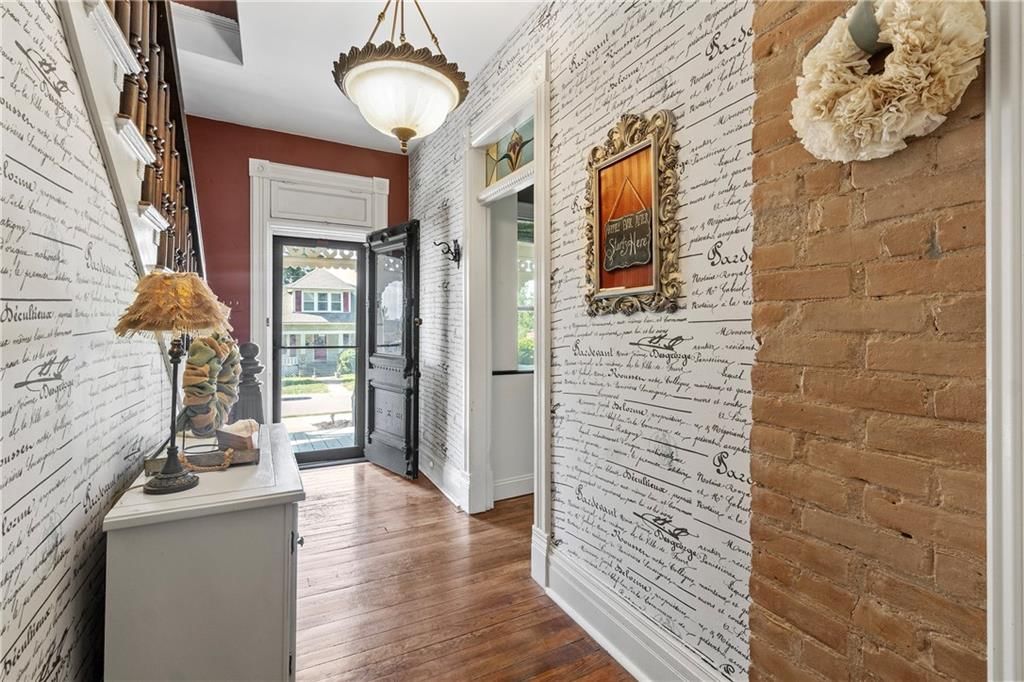 318 W Cedar Street — photo 8