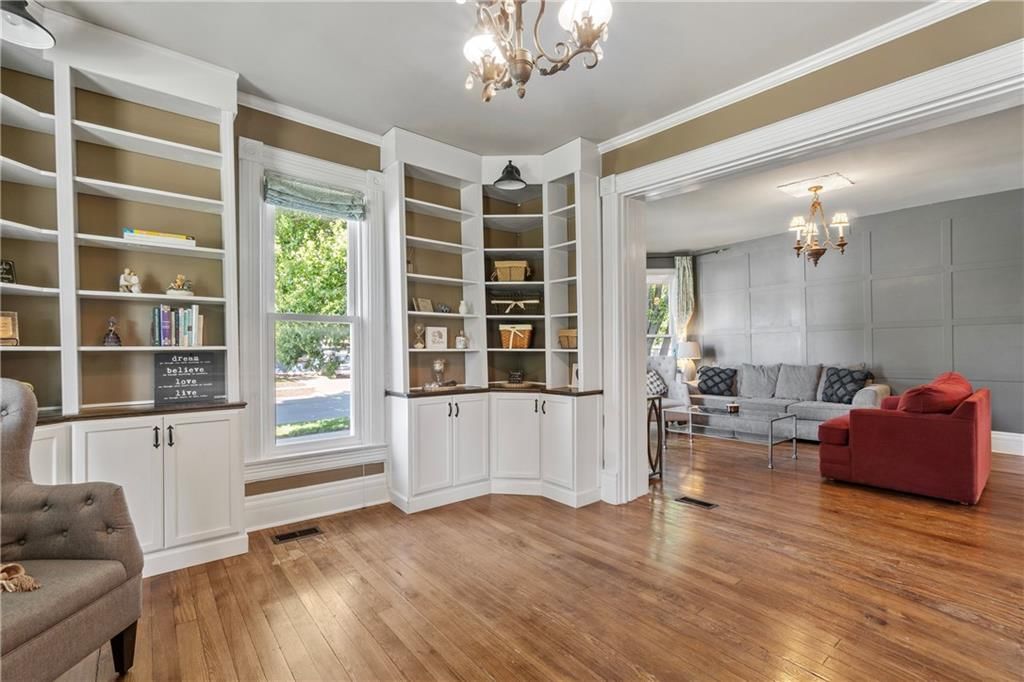 318 W Cedar Street — photo 10