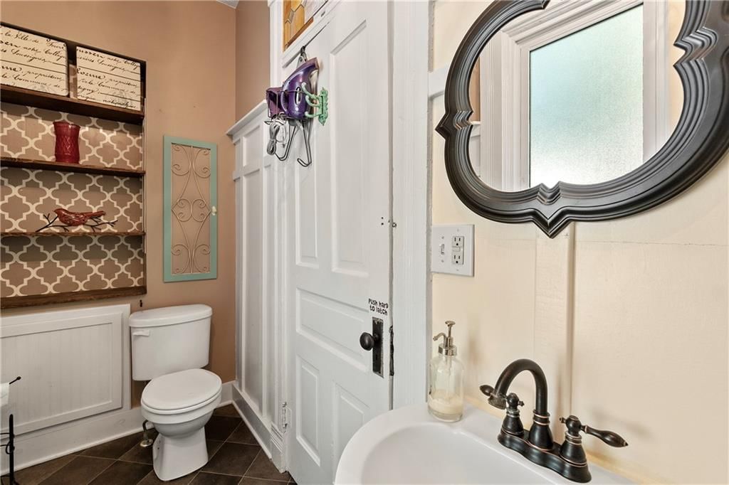 318 W Cedar Street — photo 24