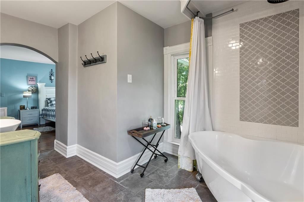 318 W Cedar Street — photo 29