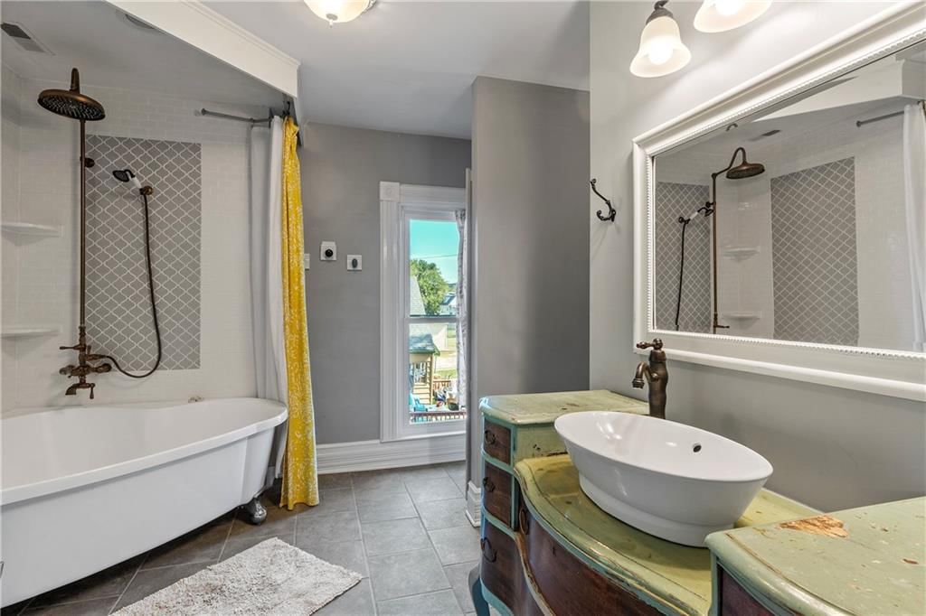 318 W Cedar Street — photo 32