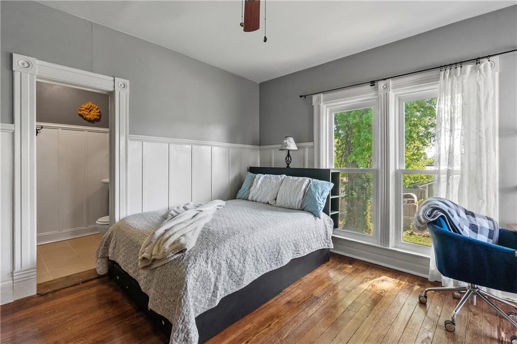 318 W Cedar Street — photo 34