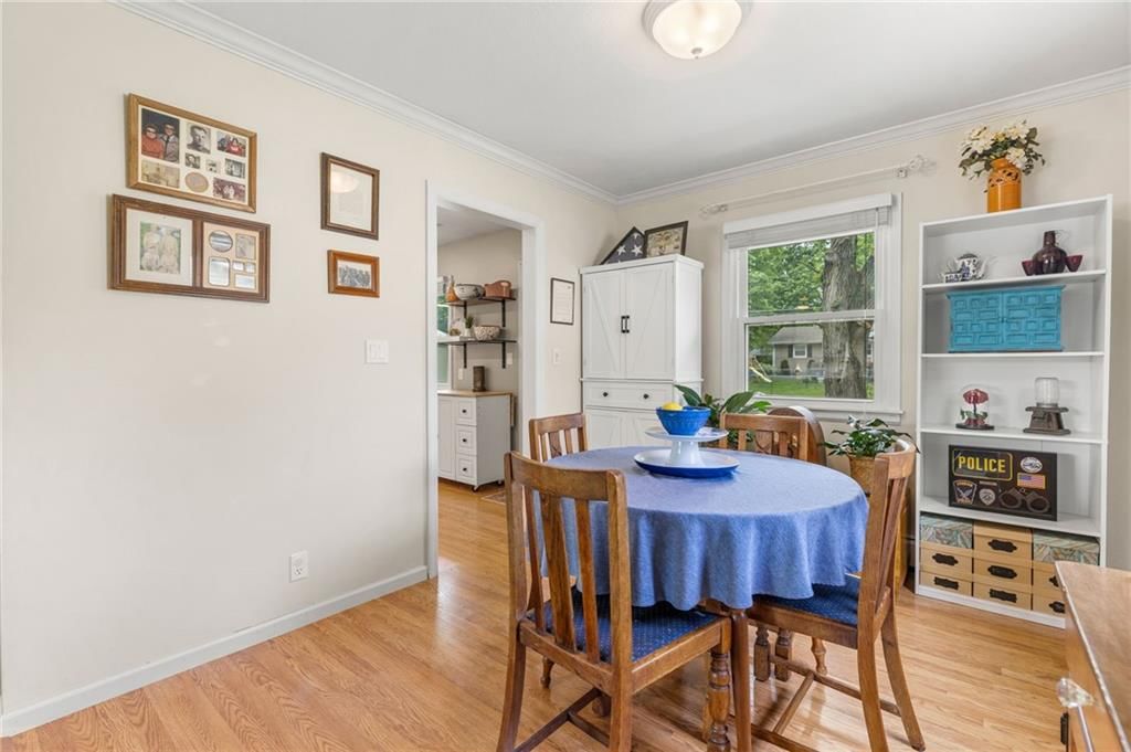 1318 S Elm Street — photo 4