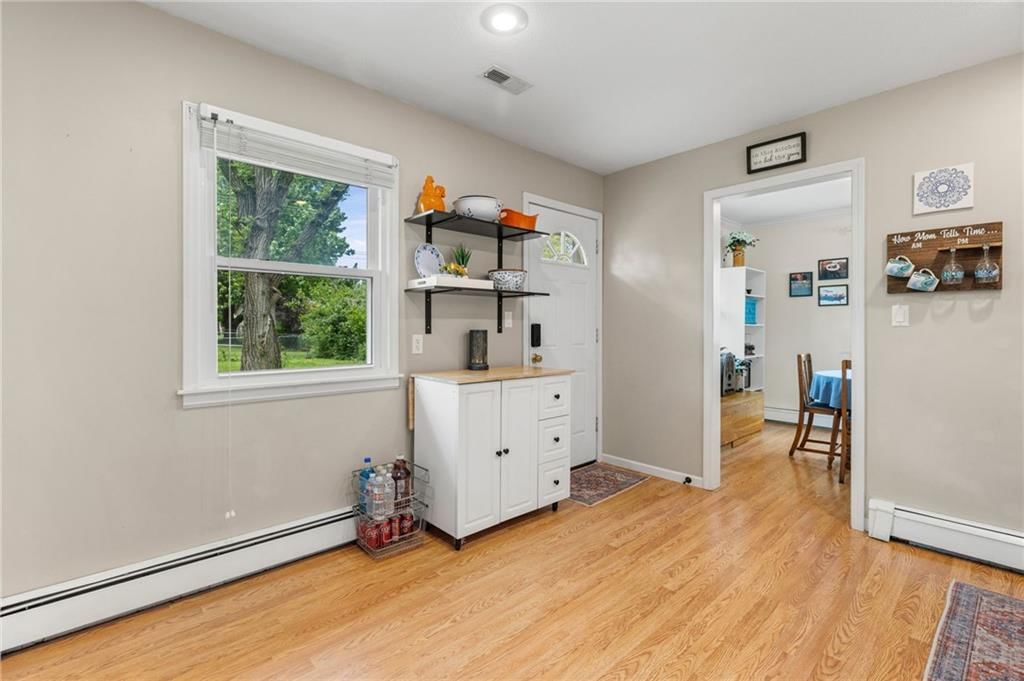 1318 S Elm Street — photo 9