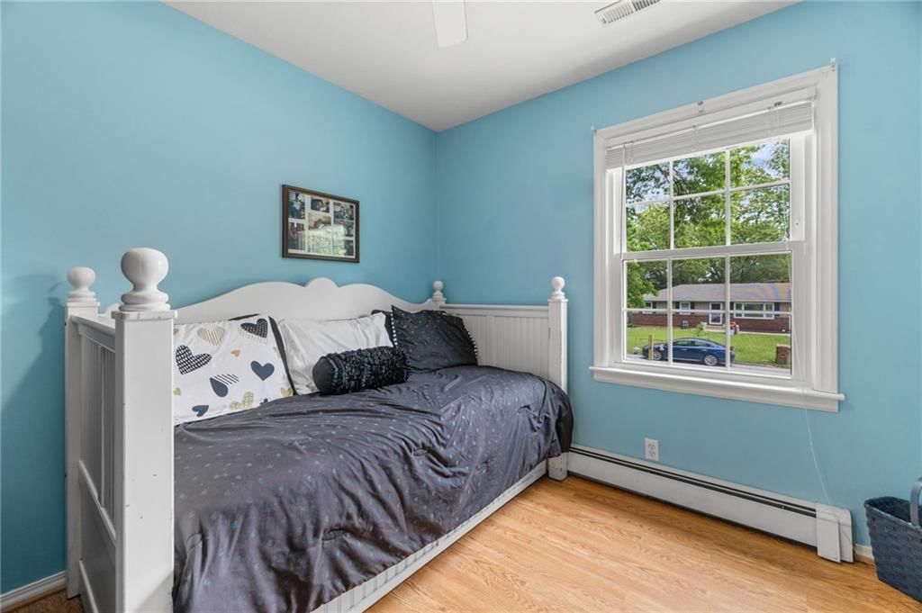 1318 S Elm Street — photo 11