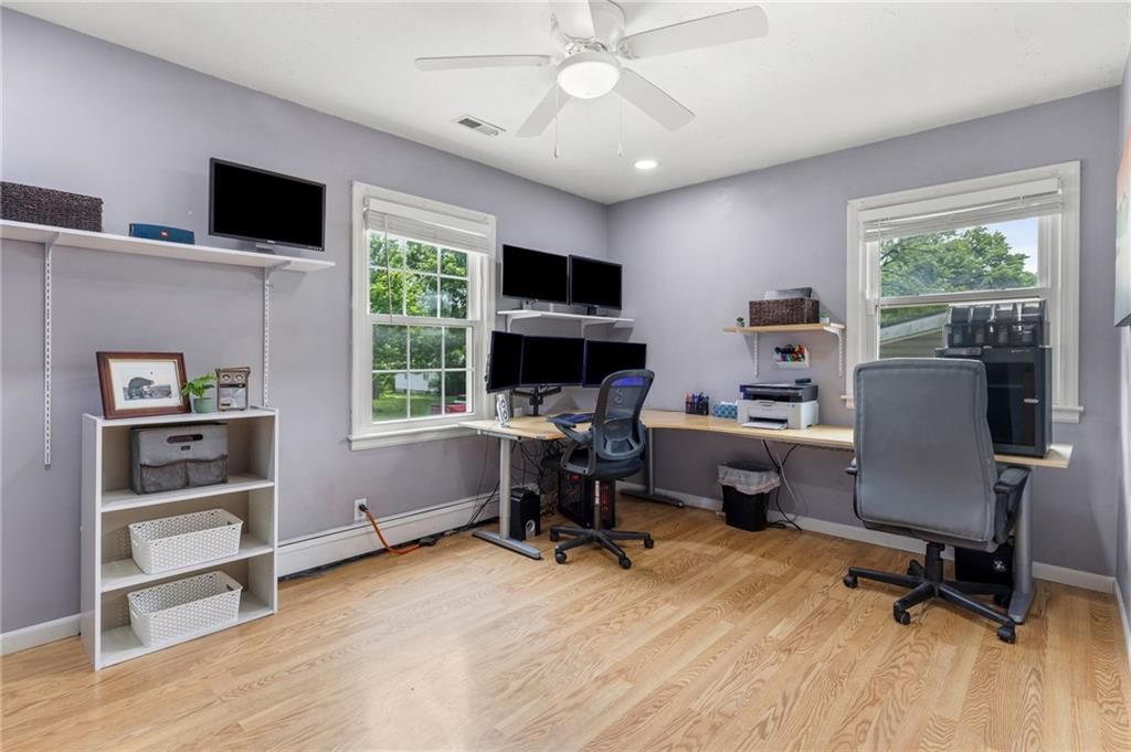 1318 S Elm Street — photo 15