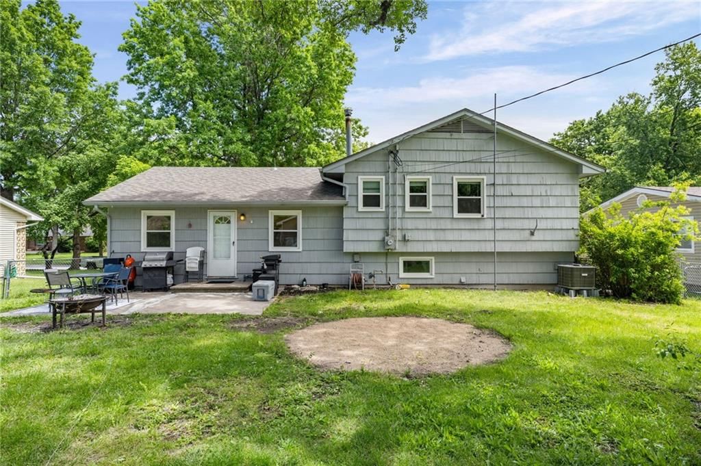 1318 S Elm Street — photo 32