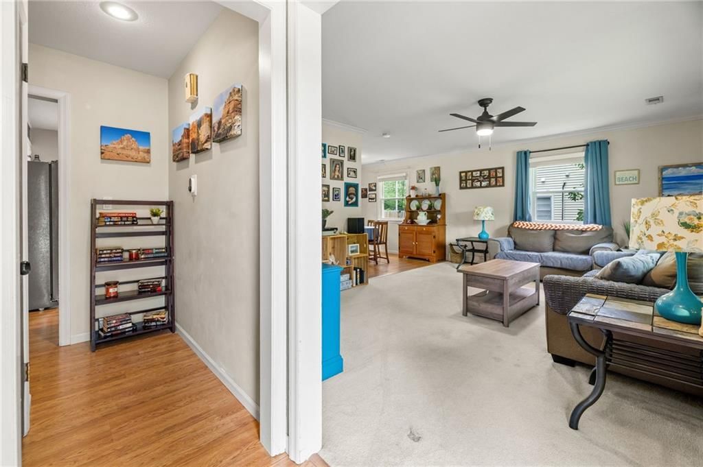 1318 S Elm Street — photo 36