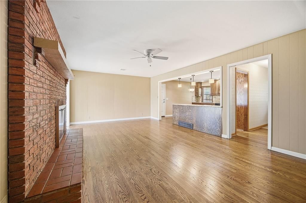 10413 W 49 Street — photo 8