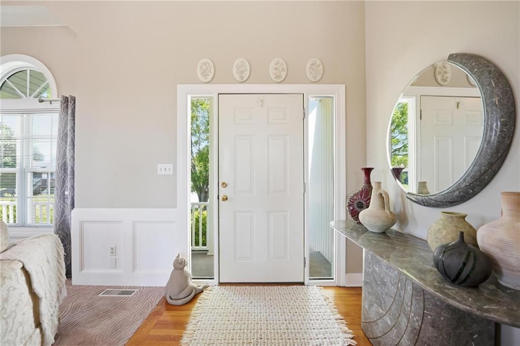 521 SW Graystone Drive — photo 11