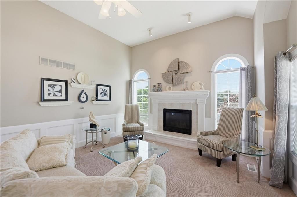 521 SW Graystone Drive — photo 13