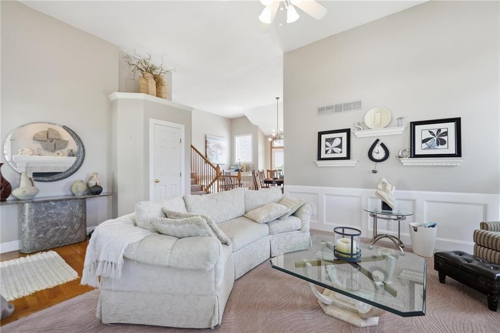 521 SW Graystone Drive — photo 15