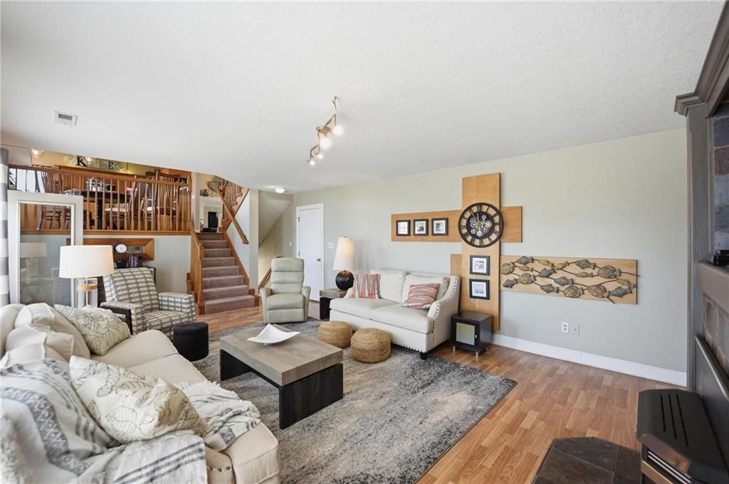 521 SW Graystone Drive — photo 38