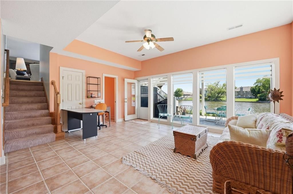 521 SW Graystone Drive — photo 39
