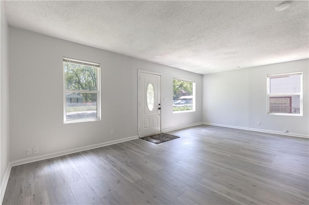 5144 Skiles Street — photo 8
