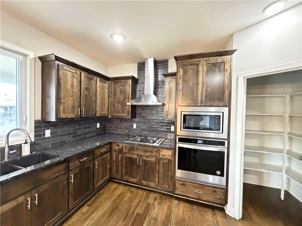 11312 Yecker Avenue — photo 12