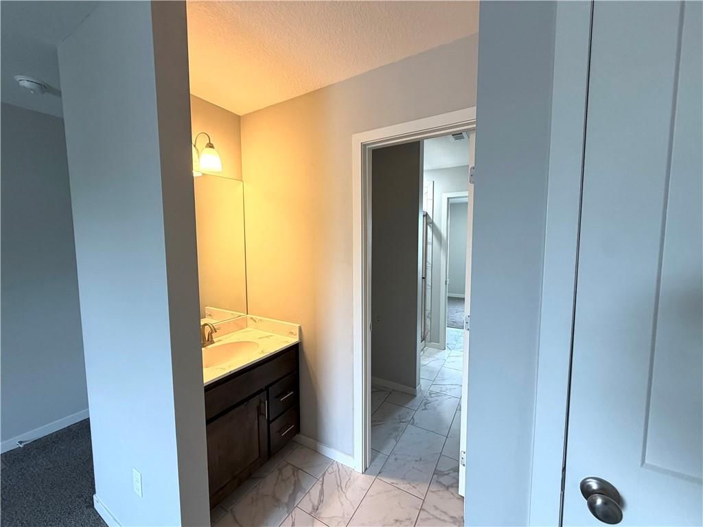 11312 Yecker Avenue — photo 44