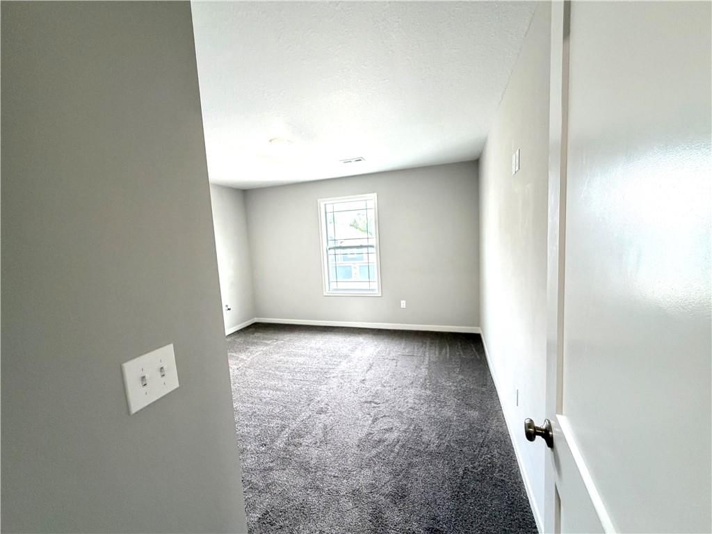 11312 Yecker Avenue — photo 48