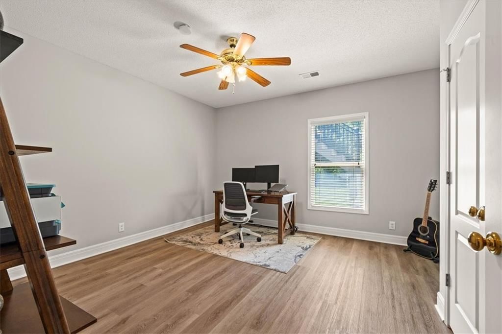 14421 Melrose Street — photo 28