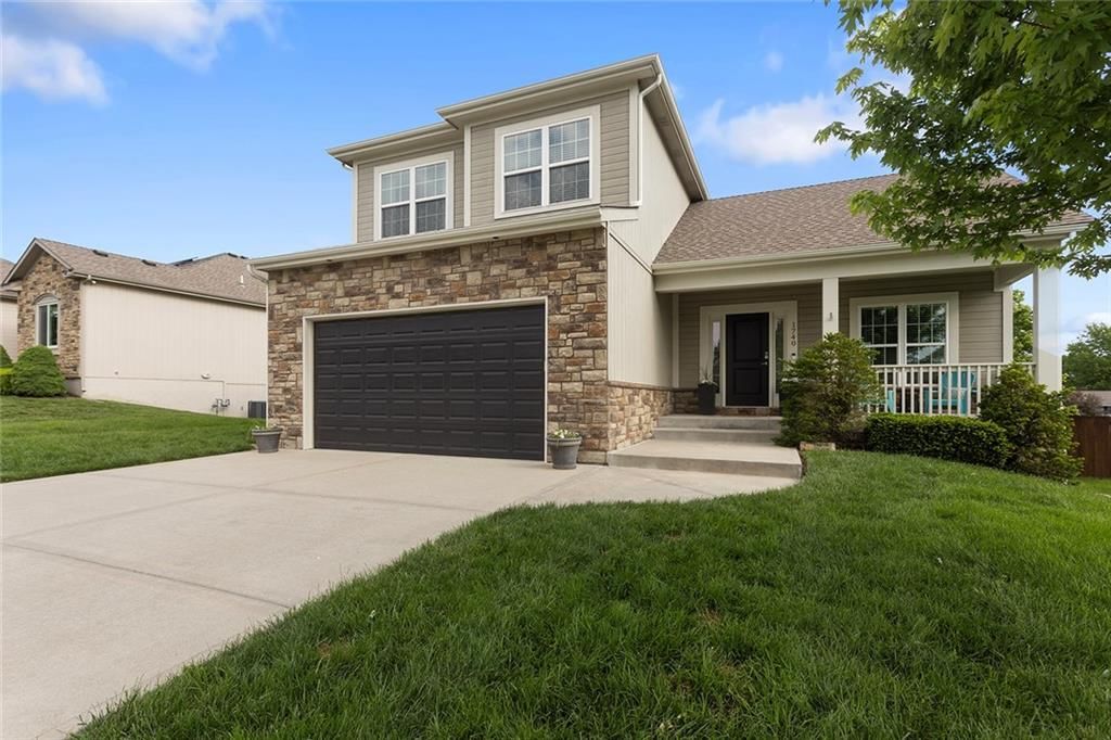 1740 NE Nine Oaks Drive — photo 8