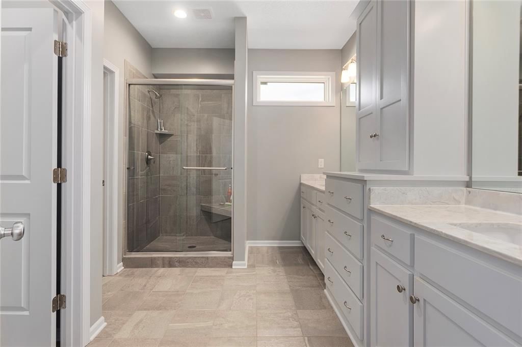 1740 NE Nine Oaks Drive — photo 23
