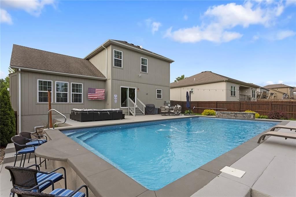 1740 NE Nine Oaks Drive — photo 38