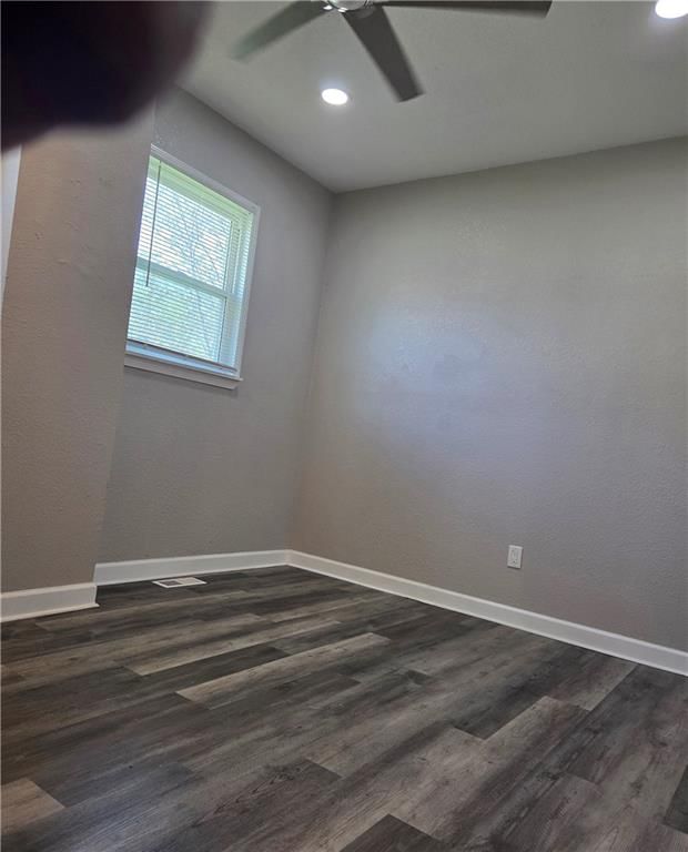 3321 Wabash Avenue — photo 17
