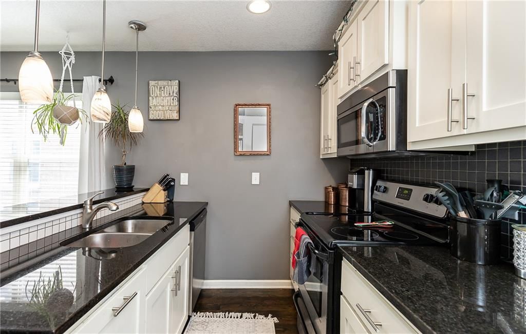 4526 Roanoke Parkway — photo 11
