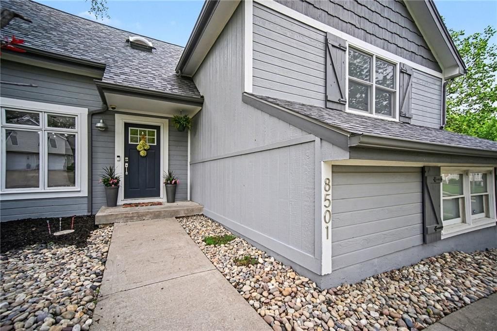 8501 N McDonald Avenue — photo 4
