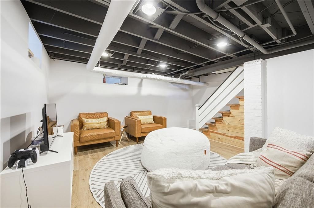 39 W 69th Terrace — photo 32
