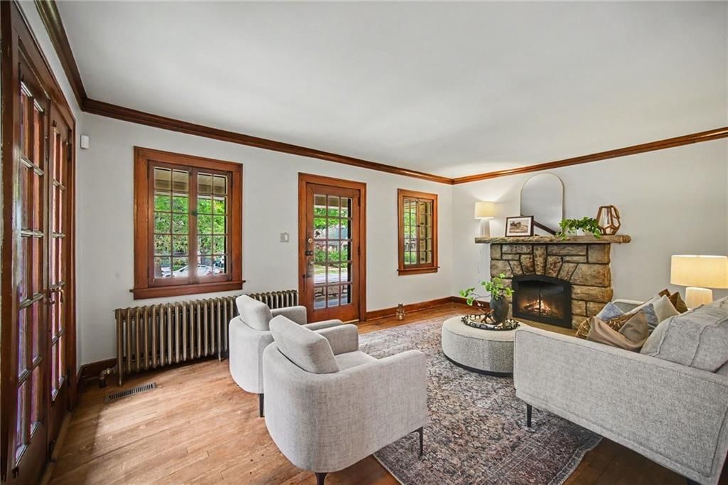 5729 Charlotte Street — photo 4