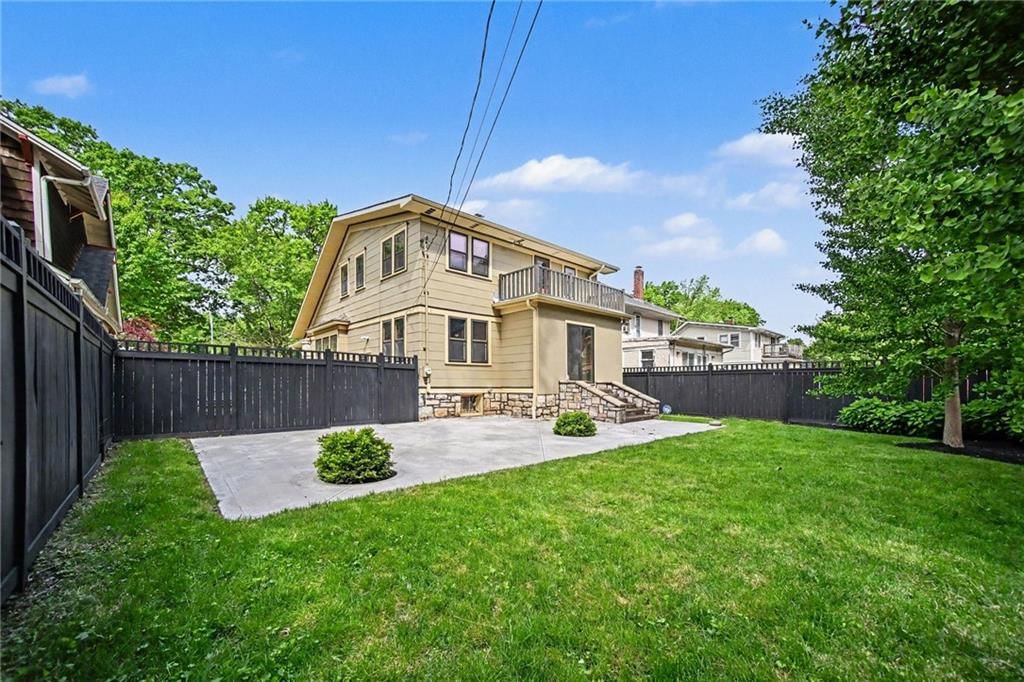 5729 Charlotte Street — photo 27
