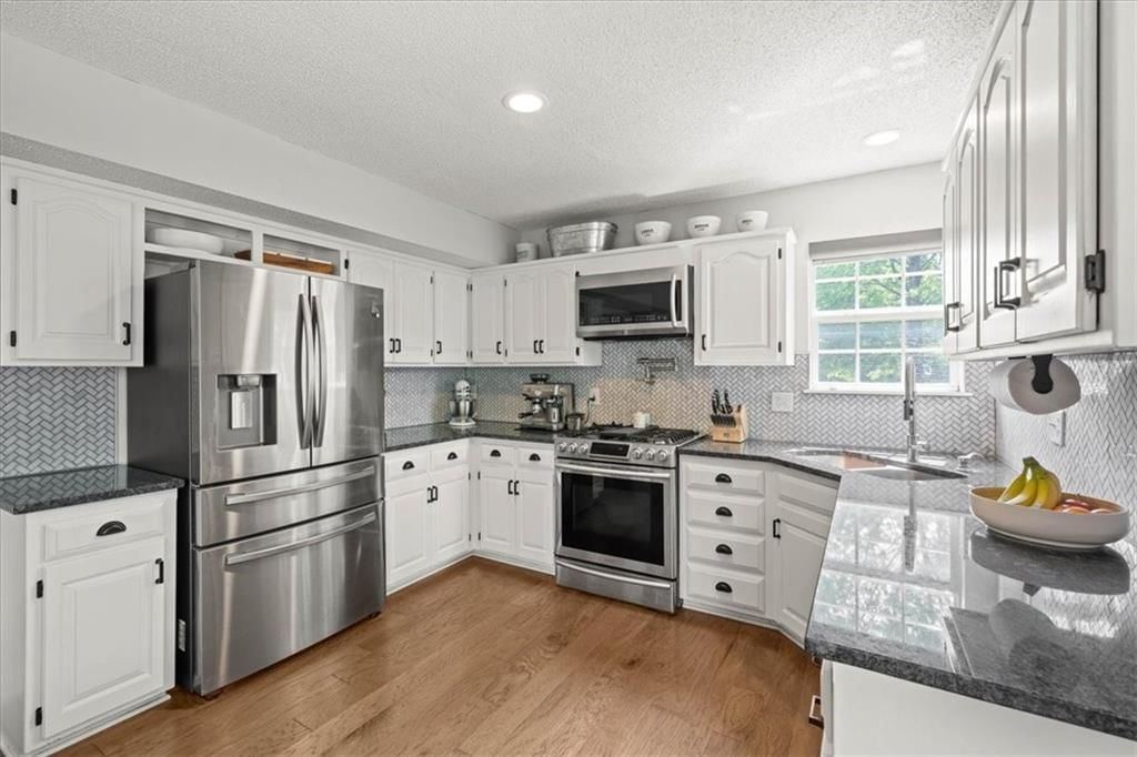21719 W 51ST Terrace — photo 12