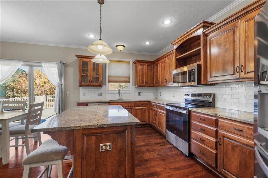 1205 Wiltshire Boulevard — photo 10