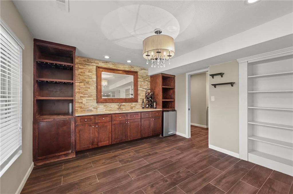 1205 Wiltshire Boulevard — photo 25