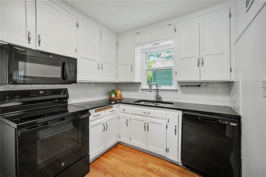 5225 Sycamore Drive — photo 7