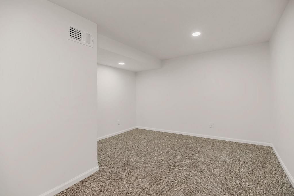 102 S 18th Street — photo 27
