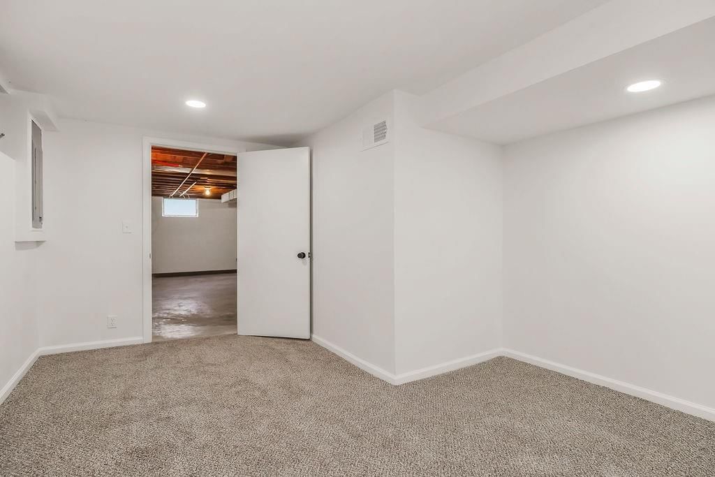 102 S 18th Street — photo 28