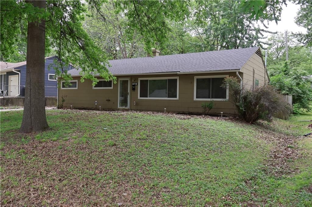10710 Newton Avenue — photo 1