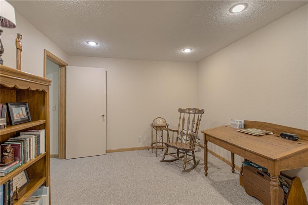 1207 N Anne Shirley Drive — photo 23