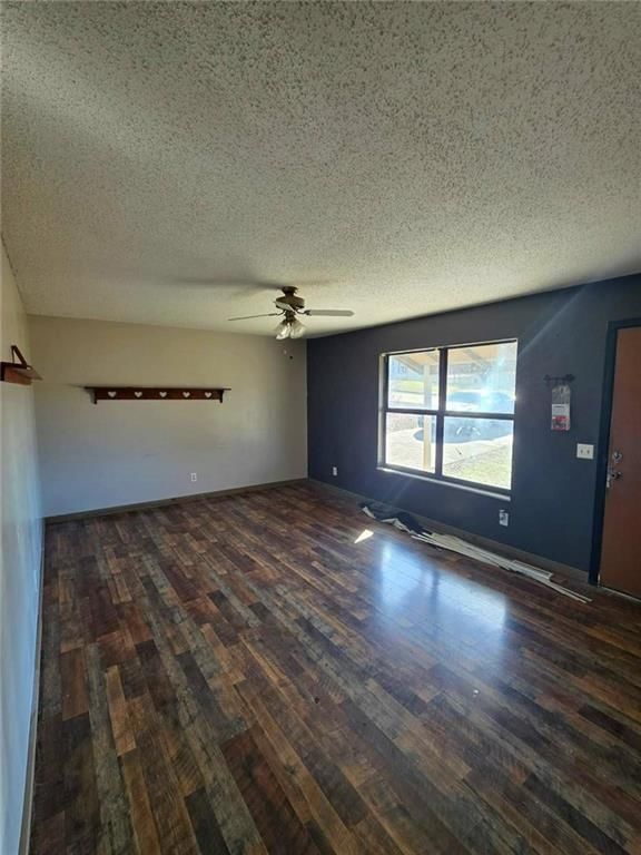 105 Oaklawn Avenue — photo 3