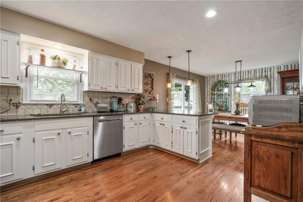 8903 N Holmes Street — photo 11