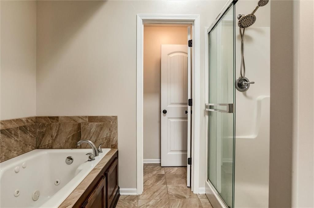 2301 NE Treetop Drive — photo 27