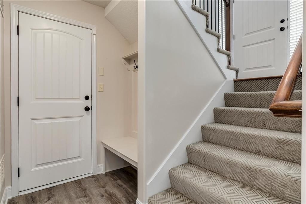 2301 NE Treetop Drive — photo 30