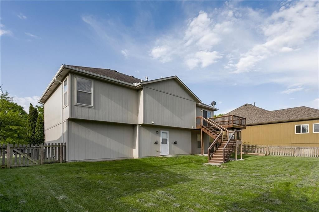 2301 NE Treetop Drive — photo 37