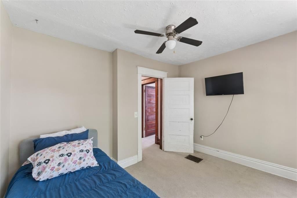 3925 Genessee Street — photo 33