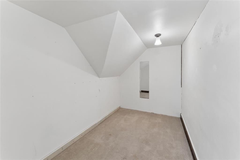 3925 Genessee Street — photo 39