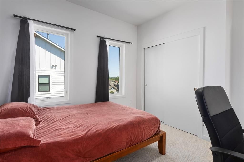 2609 Forest Avenue — photo 27