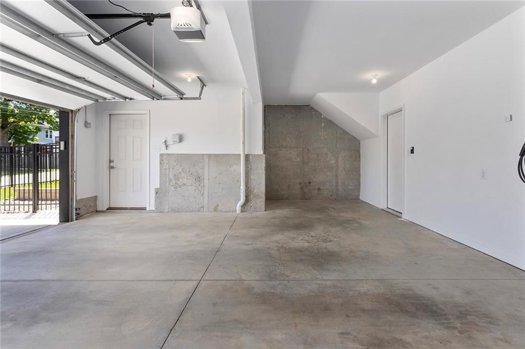 2609 Forest Avenue — photo 44