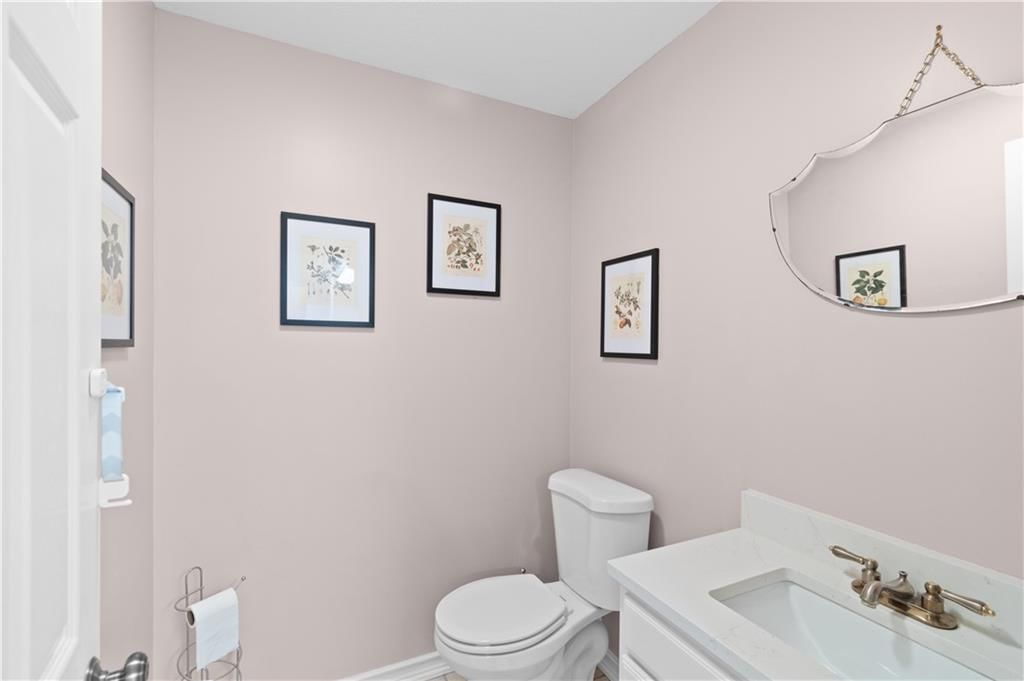 1110 Sarah Lane — photo 29